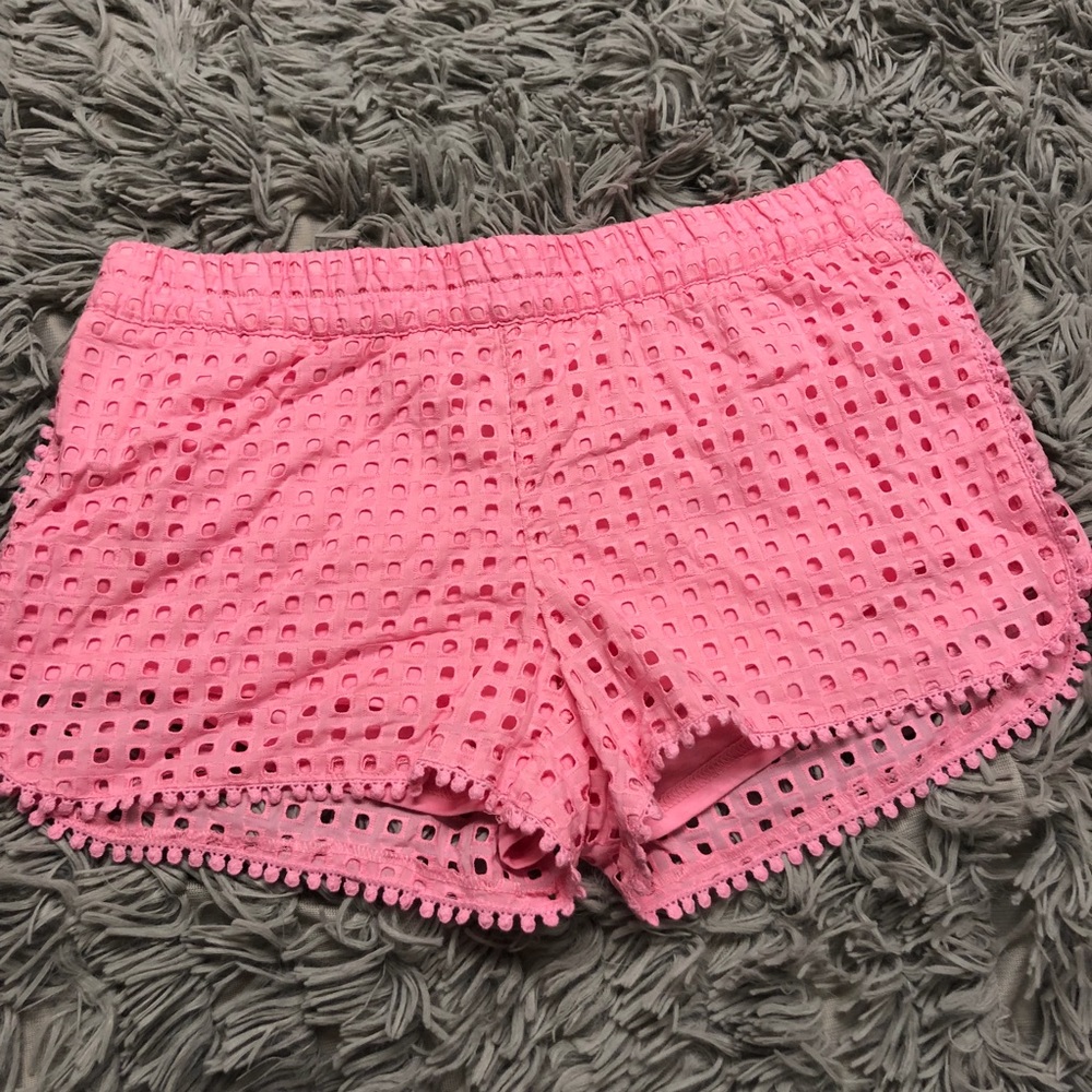 Lilly Pulitzer 4 Target Pink Shorts 😍